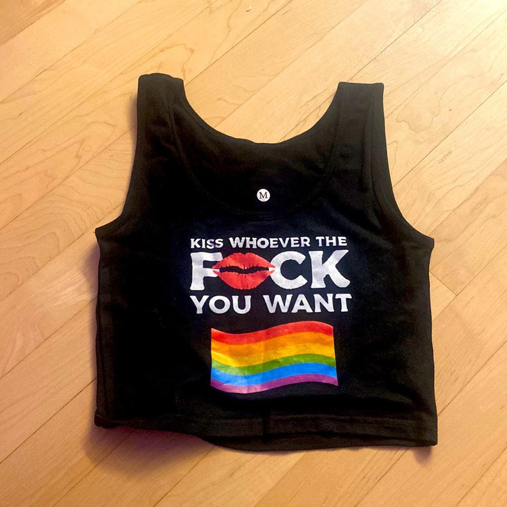 Crop top